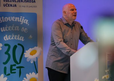 Zgodba o treh desetletjih TVU