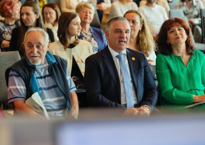 Zgodba o treh desetletjih TVU
