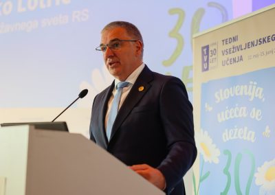 Zgodba o treh desetletjih TVU